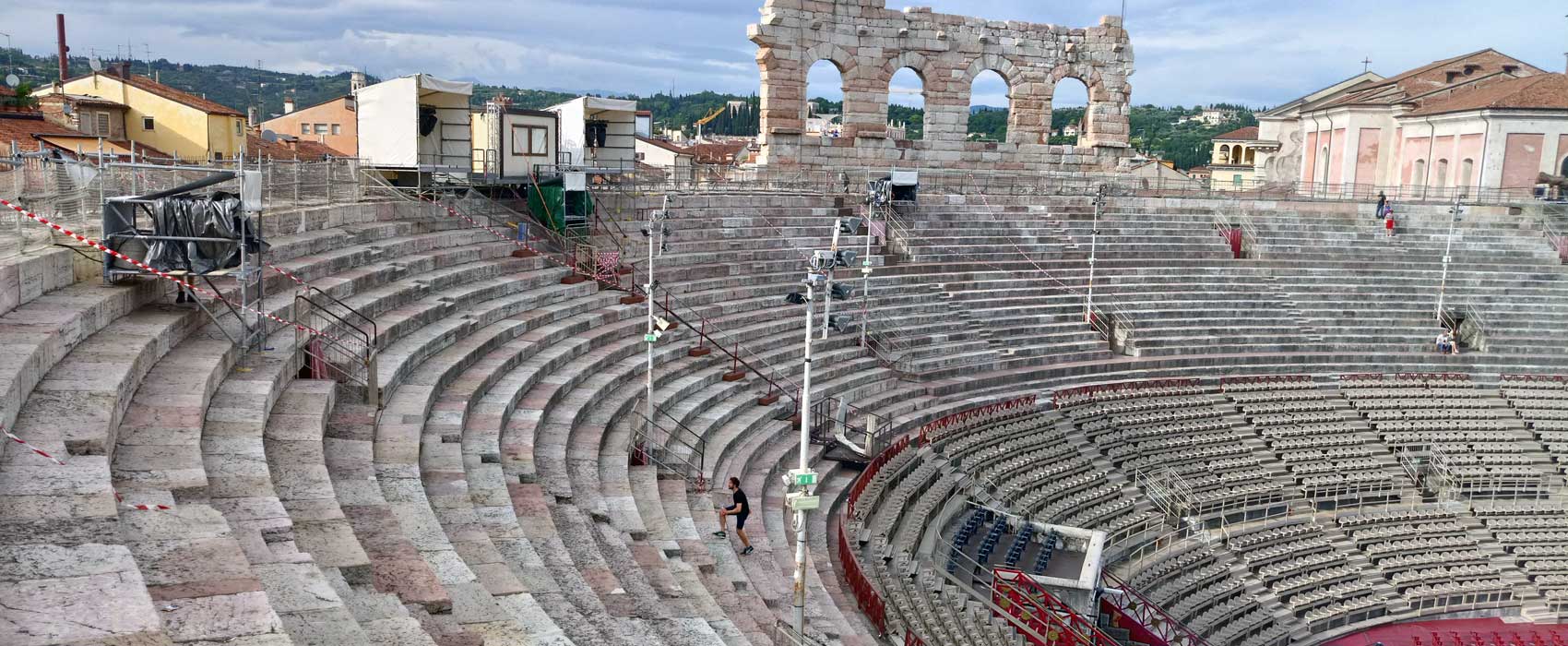 Die Zuschauerplätze in der Arena von Verona.