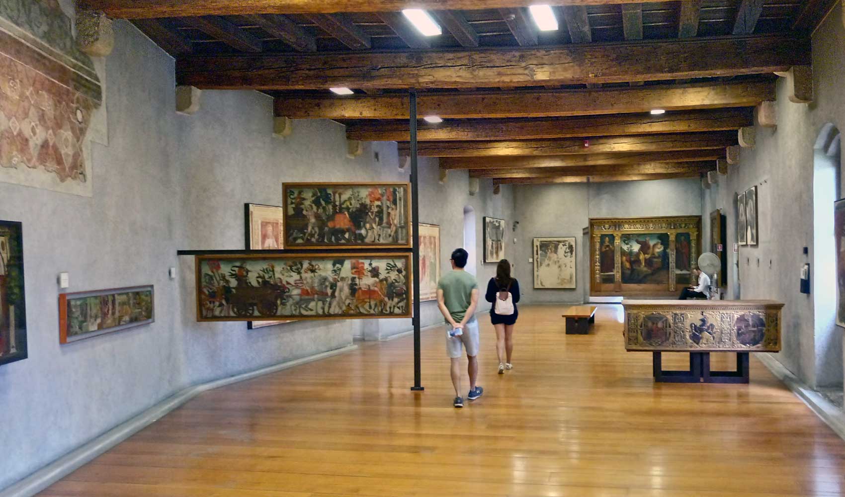 Der grosse Saal der Stadtfestung Castelvecchio von Verona. Der grosse Saal der Stadtfestung Castelvecchio von Verona.