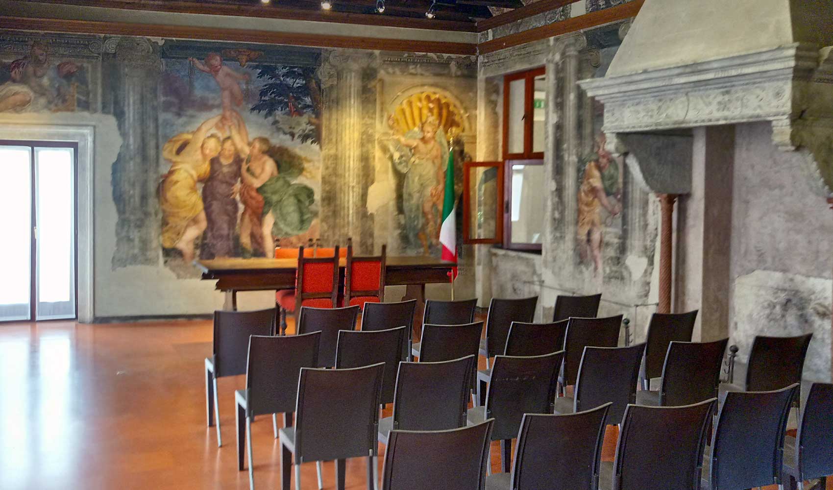 Der Guarienti - Saal im Kloster San Francesco al Corso. Der Guarienti - Saal im Kloster San Francesco al Corso.